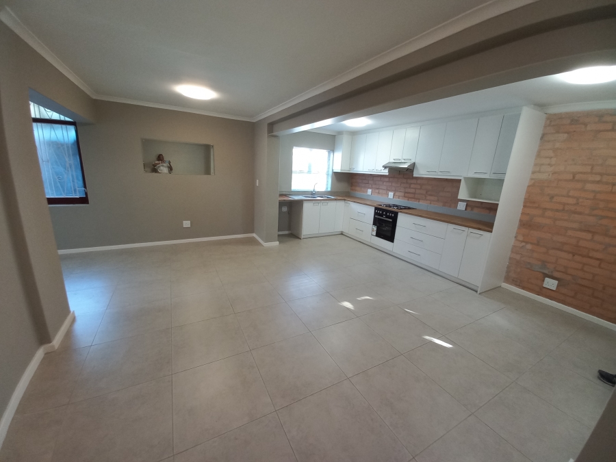 To Let 3 Bedroom Property for Rent in Gatesville Western Cape